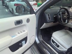 Li Auto L9 Max - ფოტო 17