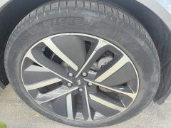 Li Auto L9 Max - ფოტო 8