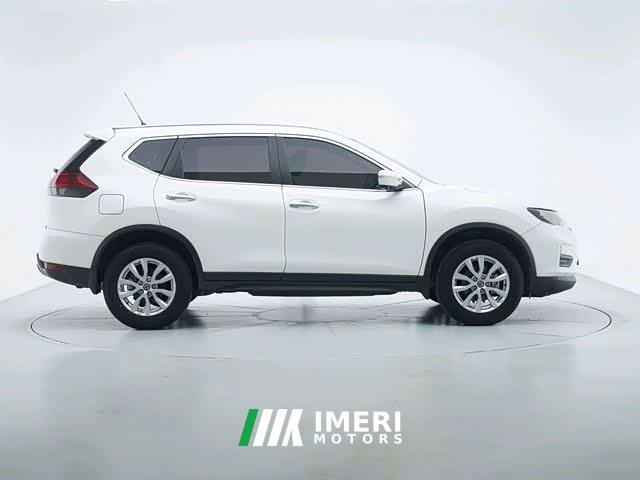 Nissan Qashqai Classic 2.0L FWD Smart Connect Comfort Edition - ავტომობილი ჩინეთიდან