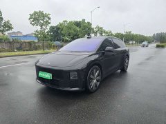 Li Auto i6 Four-Wheel Drive Standard Edition - ფოტო 1