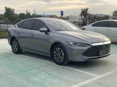 BYD Qin PLUS Glory Edition DM-i 55KM Leading - фото 3