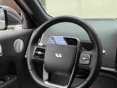 Li Auto L8 Max - ფოტო 4