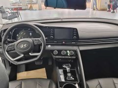 Hyundai Elantra 1.5L CVT GLX Elite - photo 5