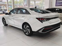 Hyundai Elantra 1.5L CVT GLX Elite - photo 9