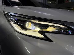 Toyota Grevias 2.5L Hybrid Premium Plus Edition - ფოტო 11