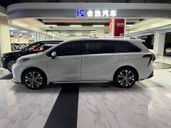 Toyota Grevias 2.5L Hybrid Premium Plus Edition - ფოტო 5
