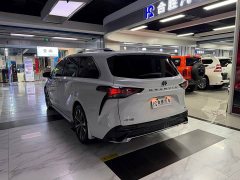 Toyota Grevias 2.5L Hybrid Premium Plus Edition - ფოტო 7