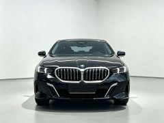 BMW 5 Series 530Li Premier M Sport Package - ფოტო 2