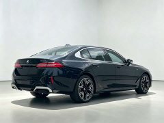 BMW 5 Series 530Li Premier M Sport Package - ფოტო 8