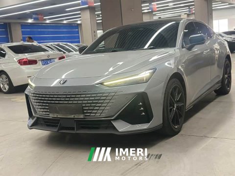 2023 Changan UNI-V 1.5T Deluxe - автомобиль из Китая