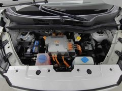Leapmotor T03 Gleaming Crystal Edition - ფოტო 6