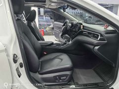 Toyota Camry Hybrid 2.5L HGVP Leading Edition - photo 10