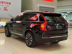Volvo XC90 Plug-in Hybrid T8 Inscription Luxury 7-Seater - photo 4