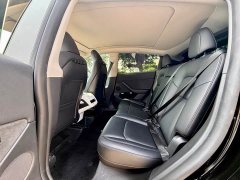 Tesla Model Y Rear-Wheel Drive - ფოტო 8