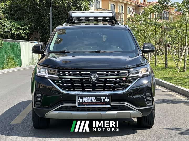 Dongfeng Hafei T5L Facelift 1.5T Auto Flagship Edition 7-seater