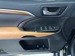 Toyota Highlander 2.0T AWDAnniversary Edition 7 - ფოტო 16