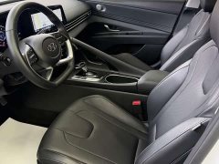 Hyundai Elantra 1.5L CVT Luxury - ფოტო 15