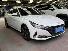 Hyundai Elantra 1.5L CVT Luxury - ფოტო 3
