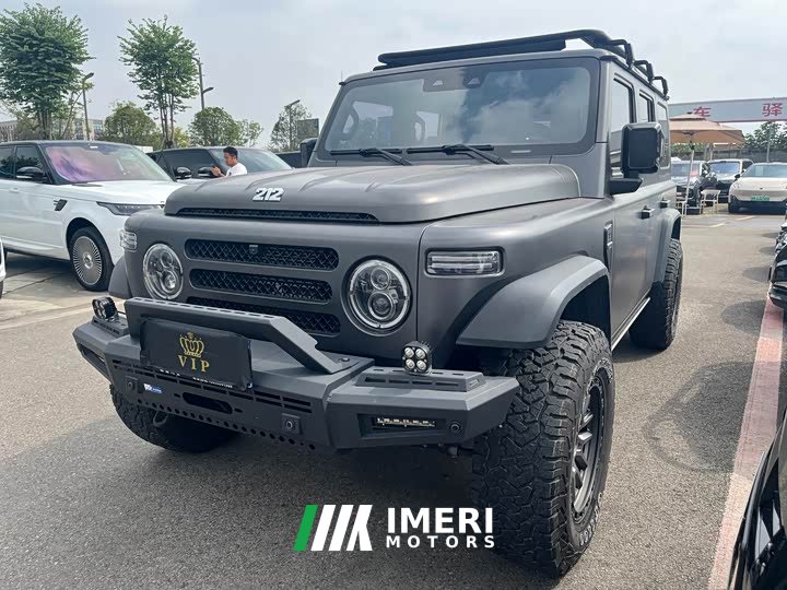 Tesla Explorer 2.0T Adventure Edition