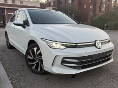 Volkswagen Golf 300TSI Pro - ფოტო 3