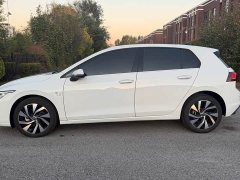 Volkswagen Golf 300TSI Pro - ფოტო 8