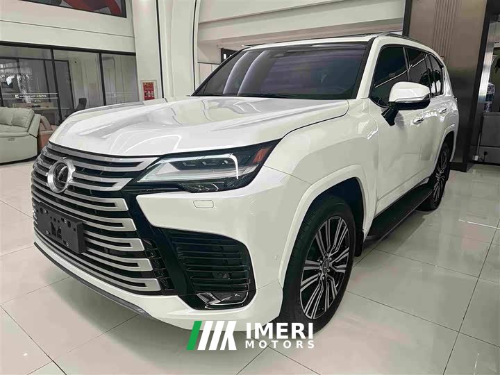 Lexus LX 700h Premier Edition
