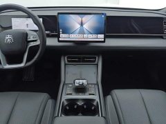 BYD Qin L DM-i Smart Drive Edition 120KM Superior - ფოტო 16