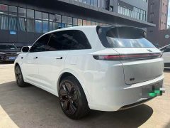 Li Auto L7 Pro - ფოტო 9