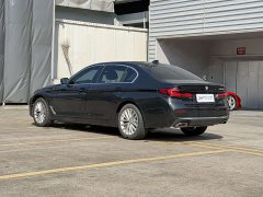 BMW 5 Series Facelift 525Li Luxury Package - ფოტო 5