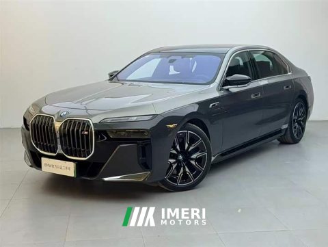 2024 BMW i7 M70L - car from China