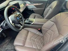 BMW i7 M70L - ფოტო 8