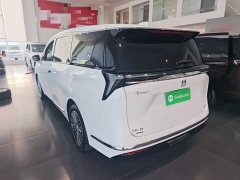 Buick GL8 New Energy Luzun Smart Comfort Edition 7-Seater - ფოტო 4