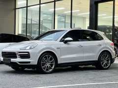 Porsche Cayenne New Energy Cayenne E-Hybrid 2.0T Platinum Edition - ფოტო 1