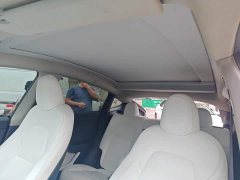 Tesla Model Y Rear-Wheel Drive - ფოტო 14