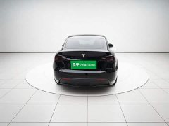 Tesla Model Y Rear-Wheel Drive - ფოტო 3