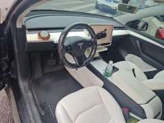 Tesla Model Y Rear-Wheel Drive - ფოტო 5