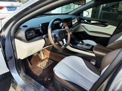 BYD Qin PLUS Glory Edition DM-i 55KM Leading - ფოტო 15