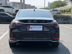 Lexus ES 200 Premium Edition - ფოტო 3