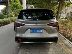 Toyota Sienna 2.5L Hybrid Luxury - photo 5