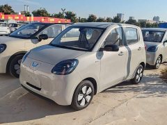 Wuling Hongguang MINIEV Fourth Generation Four-Door Advanced Edition - ფოტო 1