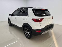 Kia Yipao 1.4L CVT Fun Sunroof Edition - фото 6