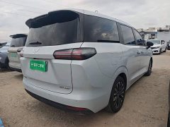 Wuling Starlight 730 New Energy PHEV 125km Luxury - ფოტო 6