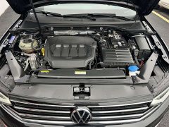 Volkswagen Magotan 330TSI DSG 30th Anniversary Edition - photo 15