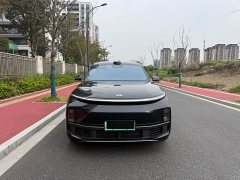 Li Auto L8 Max - ფოტო 2
