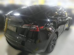 Tesla Model Y Rear-Wheel Drive - photo 9
