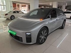 Li Auto i6 Four-Wheel Drive Standard Edition - ფოტო 1