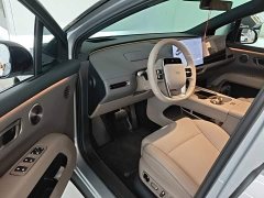 Li Auto i6 Four-Wheel Drive Standard Edition - ფოტო 15