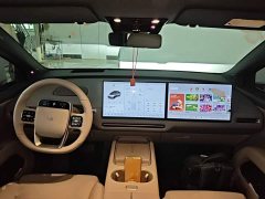 Li Auto i6 Four-Wheel Drive Standard Edition - ფოტო 9