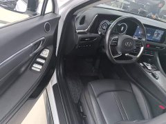 Hyundai Sonata 270TGDi DCT GLS Elite - ფოტო 15
