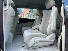 Buick GL8 Land Business Class Comfort Edition - ფოტო 12